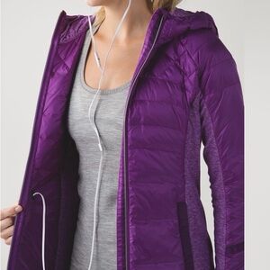 lululemon athletica Vibrant Purple Puffer Down for a Run Jacket Women sz M